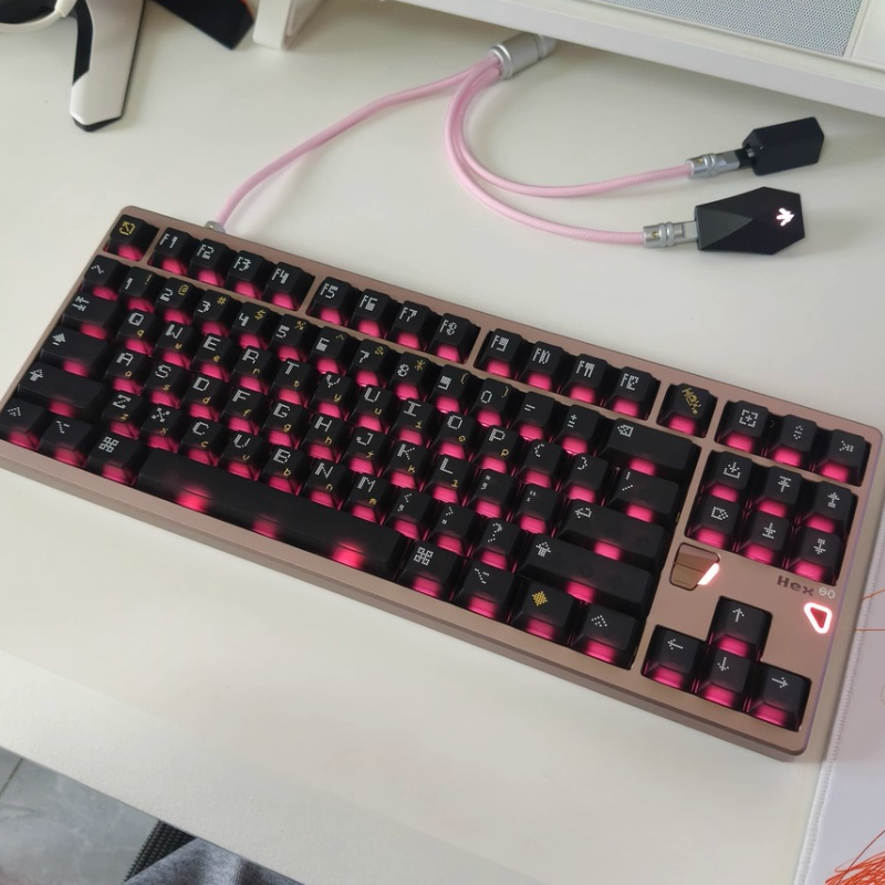 ATK QK Ortak Markalı Hex80 Kab - Laptop Accessories Design incelemesi ve fiyatı
